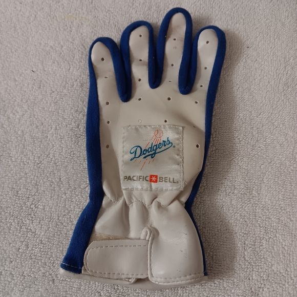 Dodgers Pacific Bell Baseball Glove - Picture 1 of 4